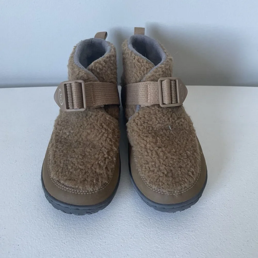 Chaco Ramble Fluff Kids' Ankle Boot Natural Brown Fuzzy Cozy Warm Unisex 3.5